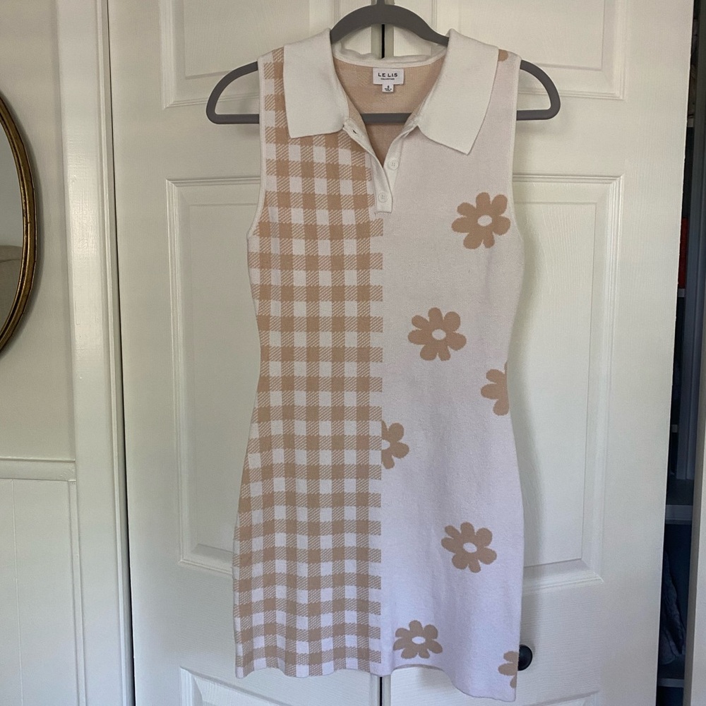 Le Lis Mini Knitted Collared Dress